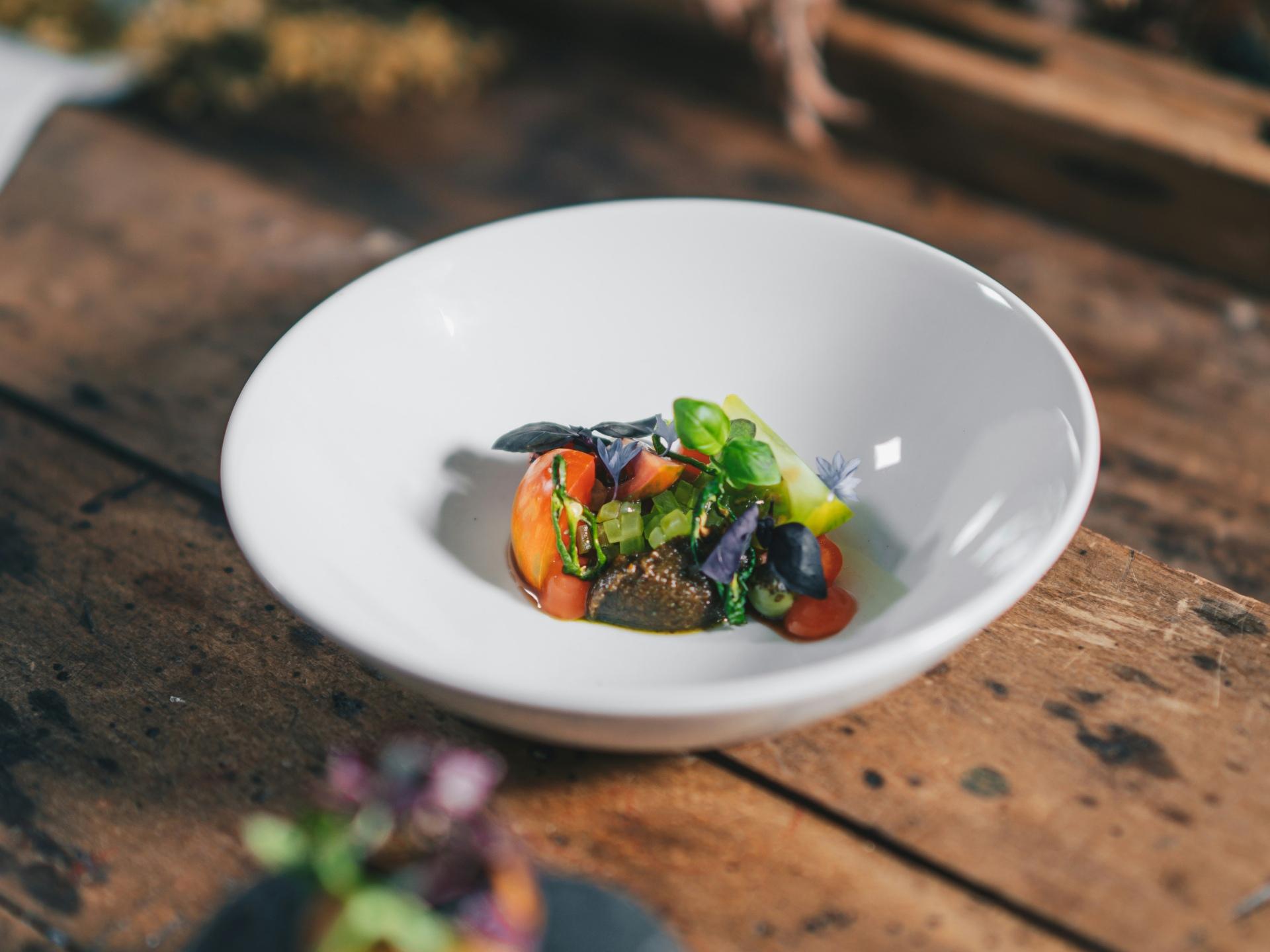 ubuyu open kitchen