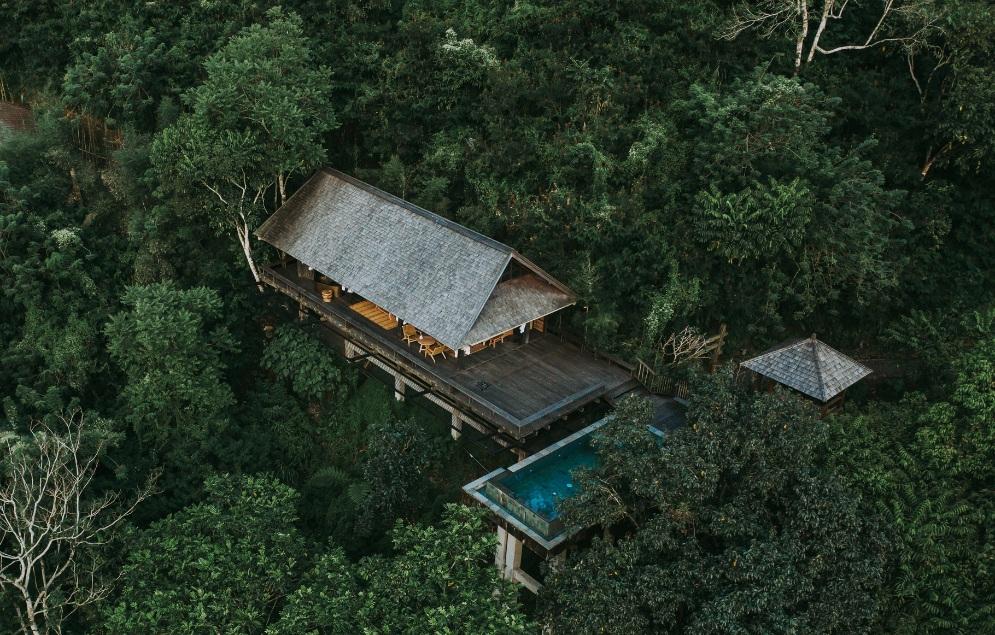 Sejoli Romance at Buahan, a Banyan Tree Escape